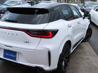2025 Lexus LBX — миниатюра 34