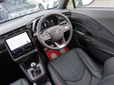 2025 Lexus LBX — миниатюра 51