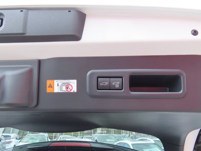 2025 Lexus LBX — миниатюра 40