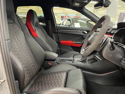 AUDI RS Q3 - 8