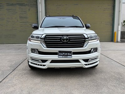 TOYOTA LAND CRUISER 200 - 4