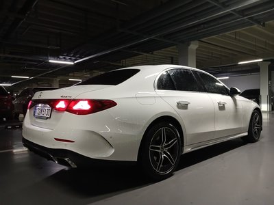 MERCEDES-BENZ E-CLASS - 7