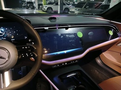 MERCEDES-BENZ E-CLASS - 9