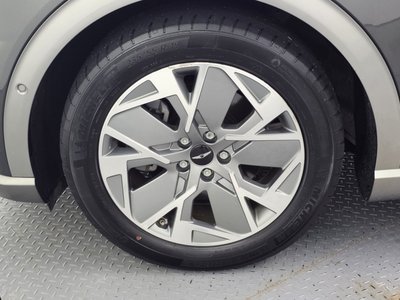 2023 Genesis GV60 photo 6