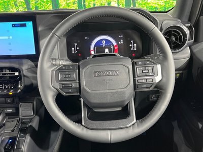 2024 Toyota LAND CRUISER 250 — миниатюра 12