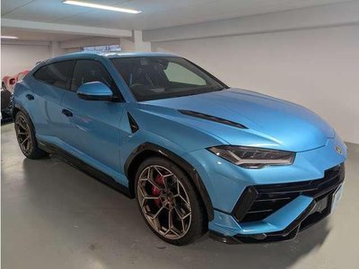 LAMBORGHINI URUS - 4