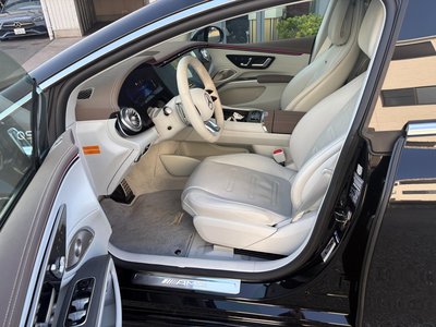 MERCEDES-BENZ EQS AMG - 3