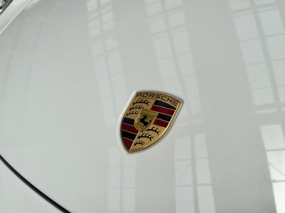 PORSCHE 911 CABRIOLET - 6