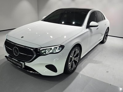 MERCEDES-BENZ E-CLASS - 1