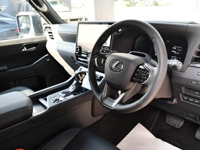صورة مصغرة 3 لـ 2026 Lexus GX