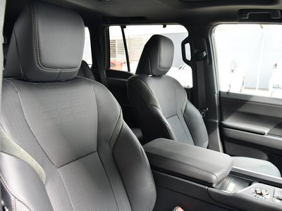 صورة مصغرة 7 لـ 2026 Lexus GX
