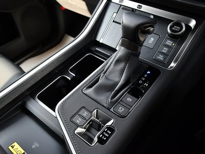صورة مصغرة 24 لـ 2026 Lexus GX