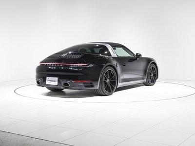 PORSCHE 911 - 6
