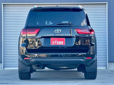 TOYOTA LAND CRUISER 300 - 3