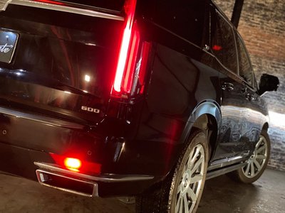 CADILLAC ESCALADE - 7