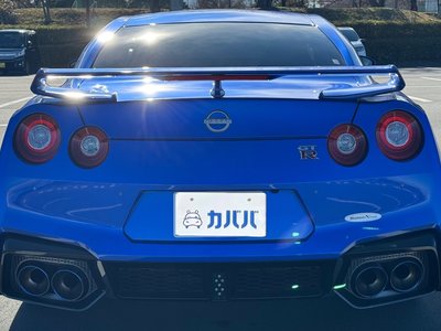 NISSAN GT-R BLACK EDITION - 4