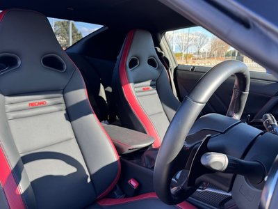 NISSAN GT-R BLACK EDITION - 6