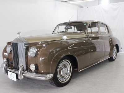 ROLLS-ROYCE SILVER CLOUD - 6