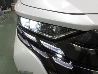 TOYOTA ALPHARD - 7