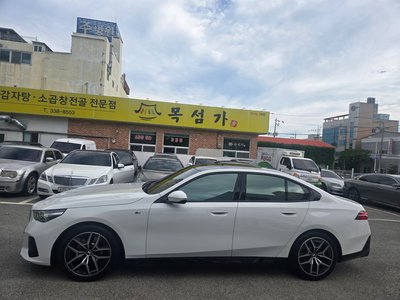 2024 BMW 5 SERIES 照片 7