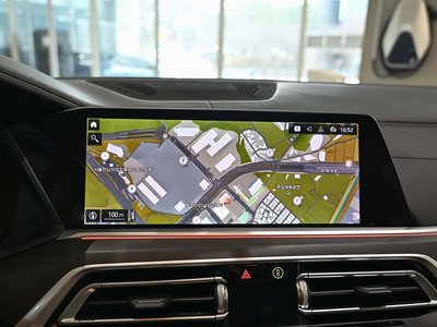 2021 BMW X7 — миниатюра 14