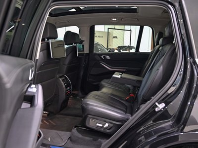 BMW X7 - 10