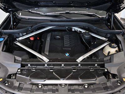 BMW X7 - 7