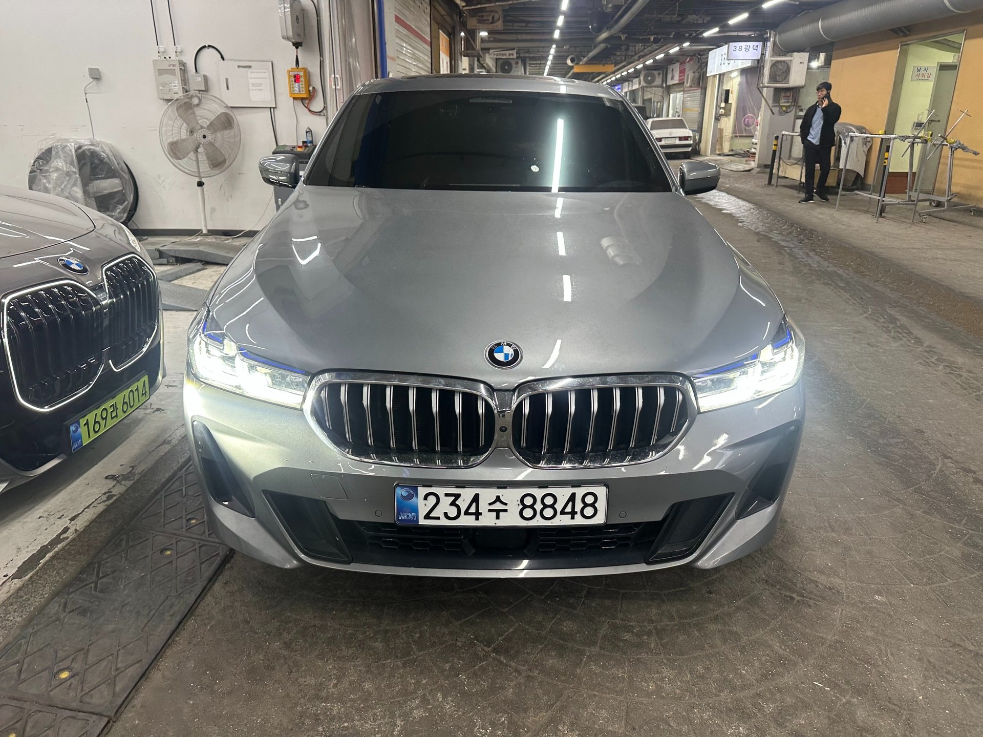 BMW 6 SERIES GT - View 1