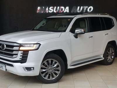 TOYOTA LAND CRUISER 300