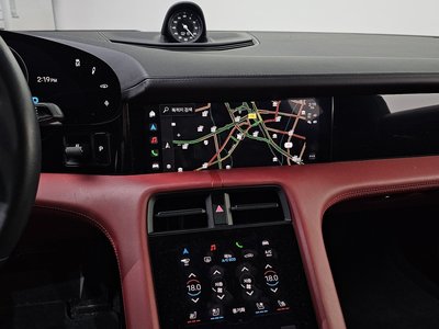 2023 Porsche TAYCAN 缩略图 20