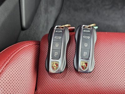 2023 Porsche TAYCAN 缩略图 30