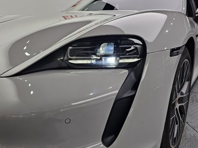 2023 Porsche TAYCAN 照片 9
