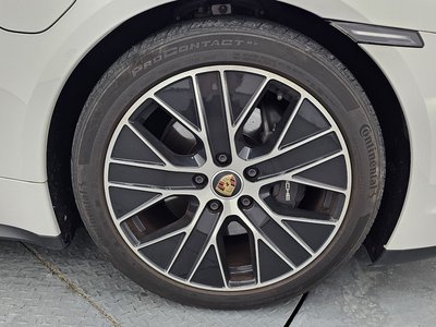 2023 Porsche TAYCAN 照片 6