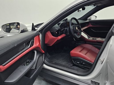 2023 Porsche TAYCAN 缩略图 13