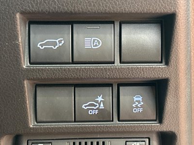 صورة مصغرة 57 لـ 2023 Toyota LAND CRUISER 300