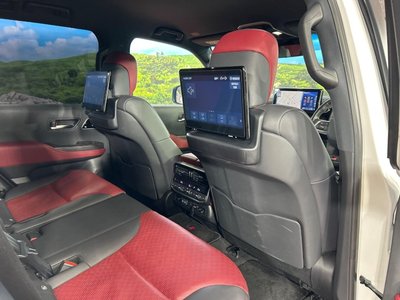 صورة مصغرة 59 لـ 2023 Toyota LAND CRUISER 300