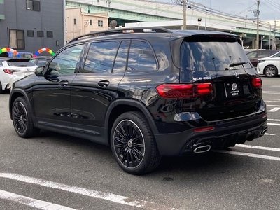 MERCEDES-BENZ GLB - 8