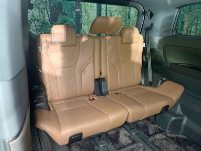 TOYOTA VELLFIRE - 10