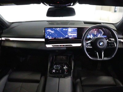 2024 BMW 5 SERIES TOURING 缩略图 15