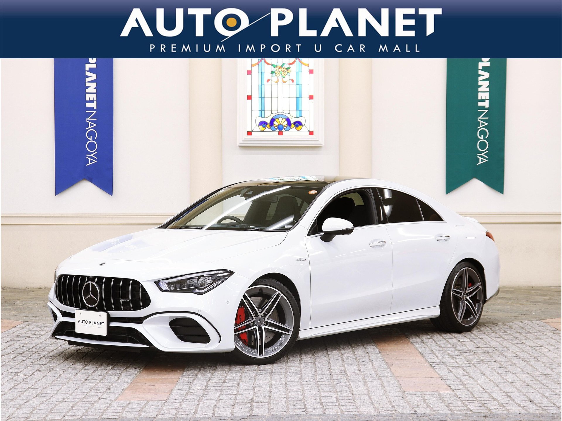 MERCEDES-BENZ CLA AMG - View 1