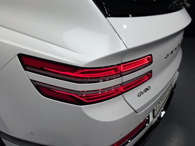 GENESIS GV80 - 10