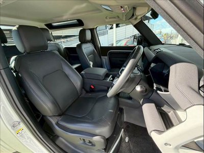 LAND ROVER DEFENDER - 5