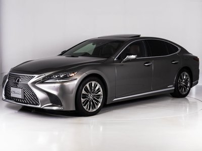 2017 Lexus LS — миниатюра 14