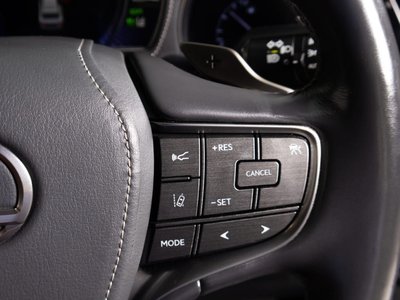 2017 Lexus LS — миниатюра 48