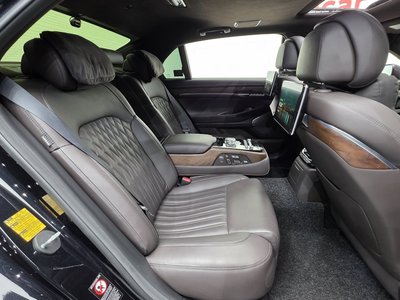 صورة مصغرة 19 لـ 2019 Genesis G90