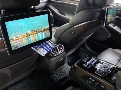 صورة مصغرة 18 لـ 2019 Genesis G90
