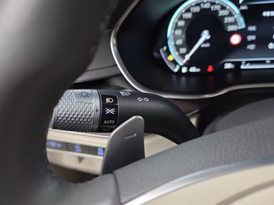 2022 Genesis G80 (RG3) thumbnail 28