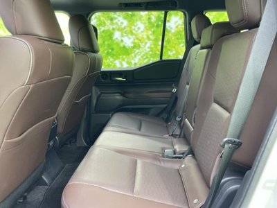 TOYOTA LAND CRUISER 250 - 8