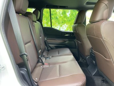 TOYOTA LAND CRUISER 250 - 5