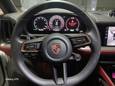 2025 Porsche CAYENNE 照片 10